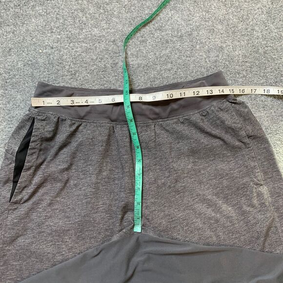 Lululemon Shorts Mens M Medium Grey THE Linerless Training Elastic Waistband - Picture 7 of 13